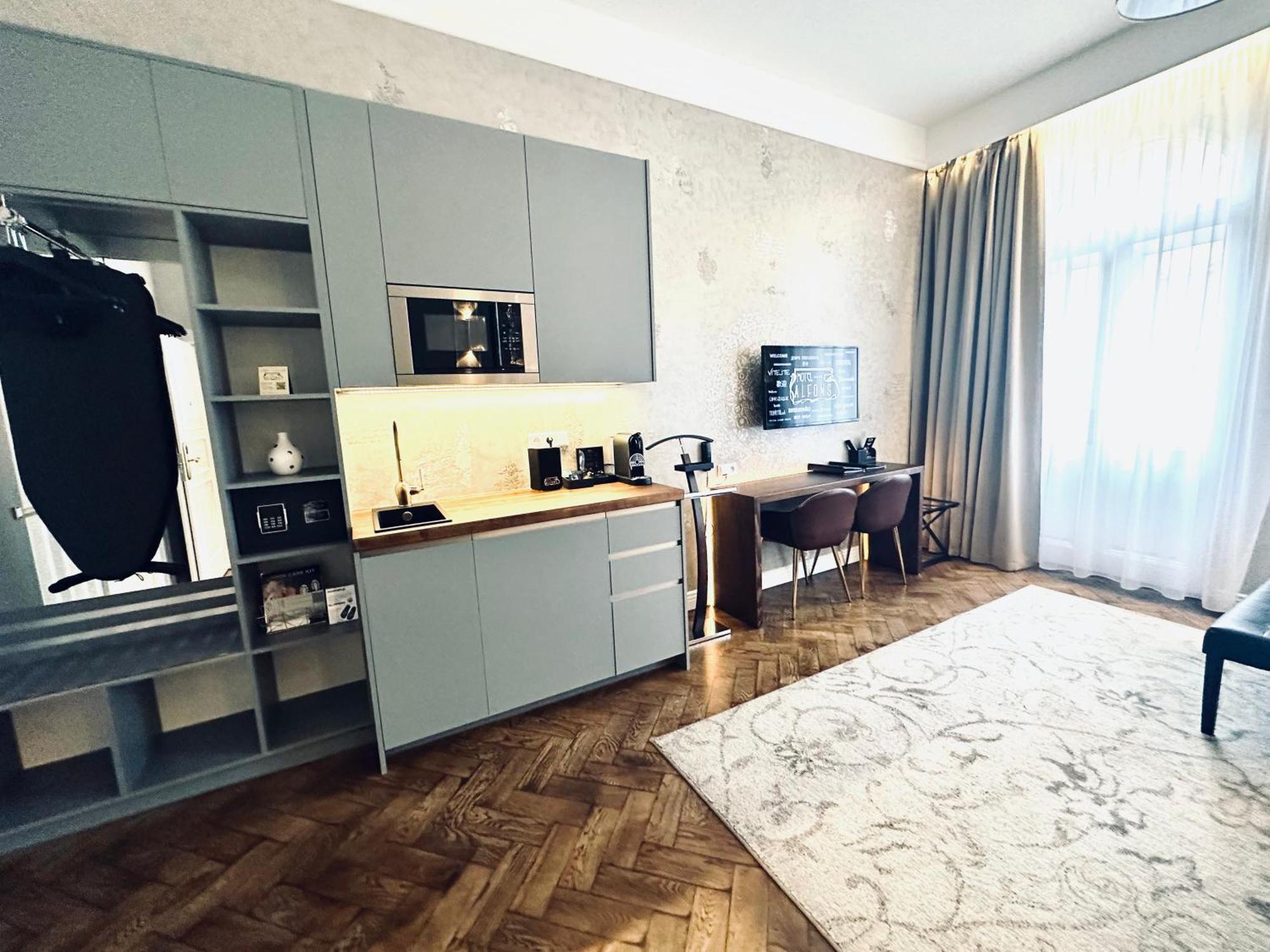 פראג Alfons Boutique Hotel מראה חיצוני תמונה
